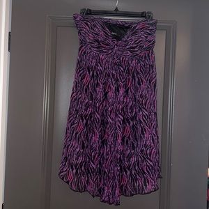 Sleeveless woman dress